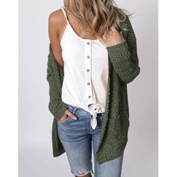 Sweaters - Women's Long Sleeve Soft Chunky Knit Sweater